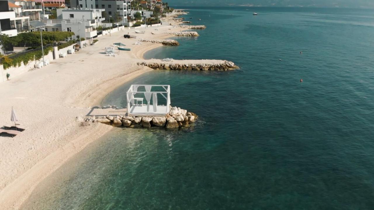 Beach Split Bed & Breakfast Podstrana