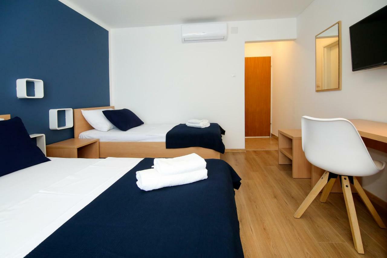 Beach Split Nocleg ze śniadaniem 3*