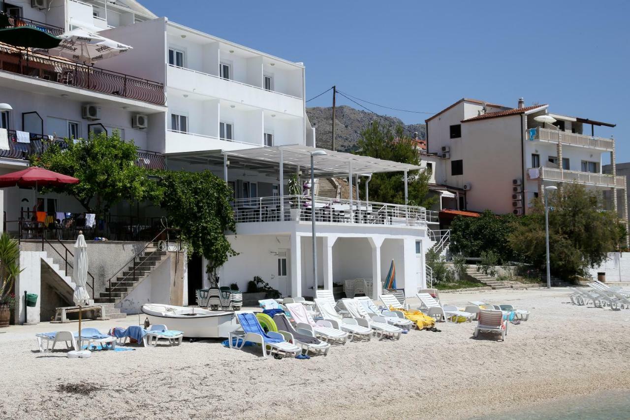 Beach Split Bed & Breakfast